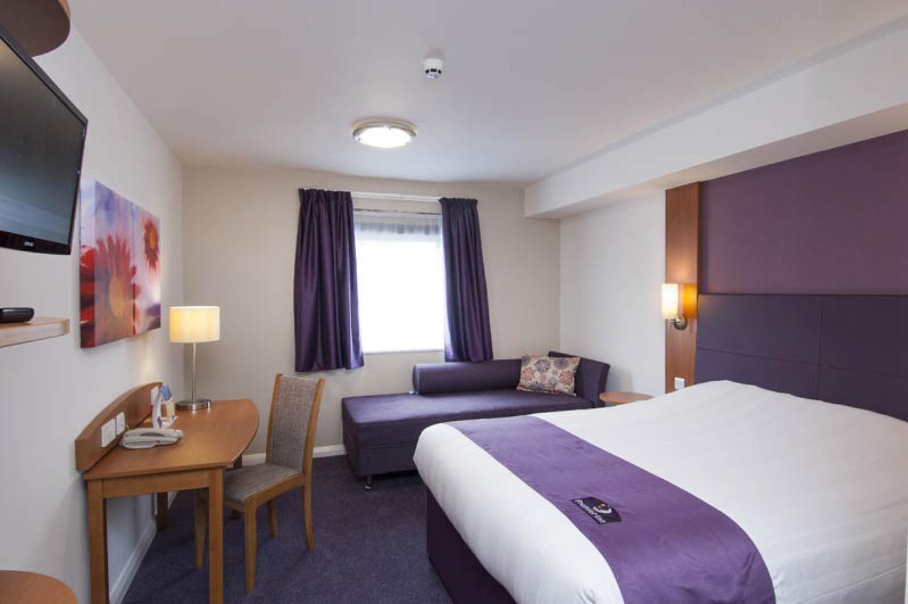 Premier Inn London Stratford Δωμάτιο φωτογραφία